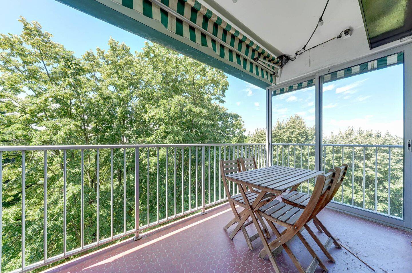 Appartement 5 pièces 143 m² · à Lyon 5ème Arrondissement · 142,6 m² · 2 600 €/mois