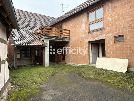 Maison de ville à vendre 224 700 € 5 pièces 3 chambres 200 m² 1 400 m² de terrain Steinseltz 67160