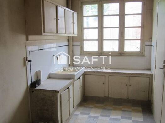 Maison à vendre 46 000 € 6 pièces 5 chambres 137 m² 122 m² de terrain Brunehamel 02360