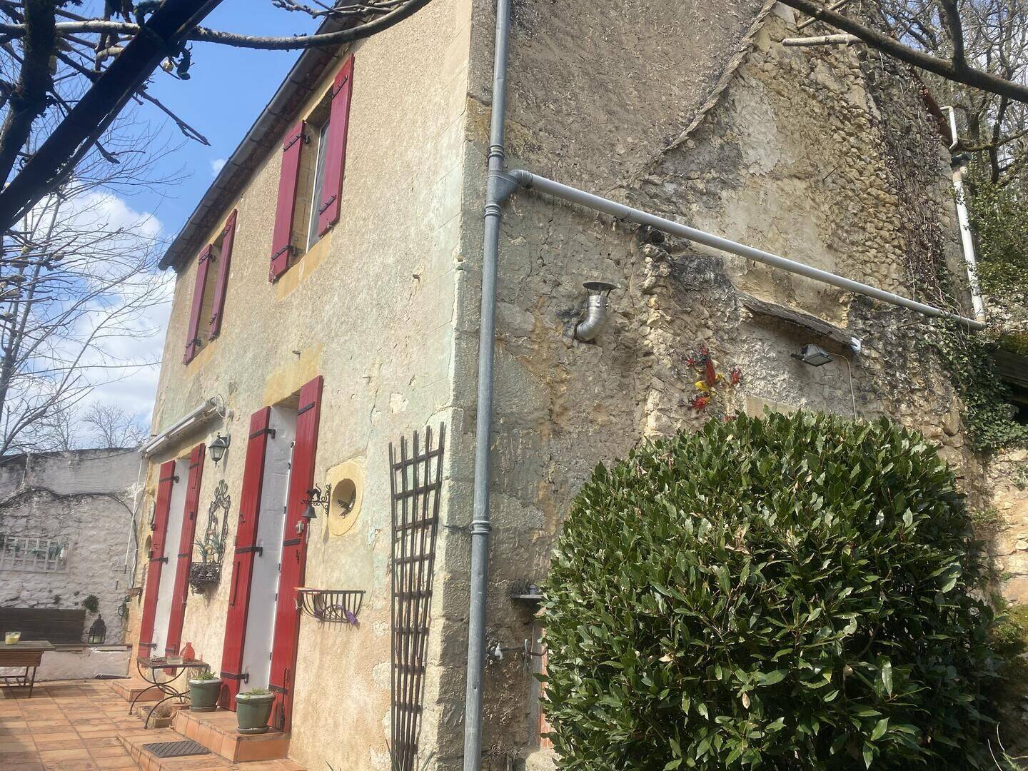 Maison 4 pièces 89 m² · à Coux Et Bigaroque-Mouzens · 89 m² · 165 000 €