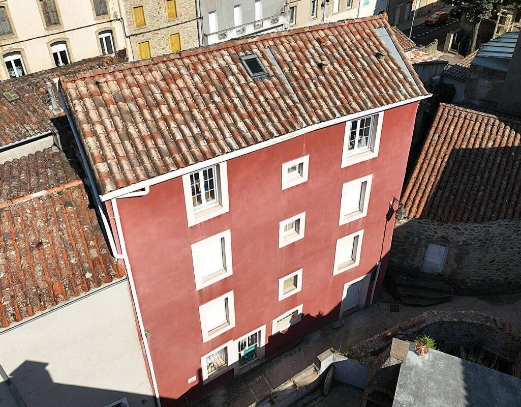 Maison 8 pièces 180 m² · à Graissessac · 180 m² · 140 000 €