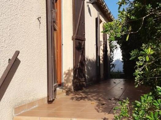 Maison de plain-pied à vendre 179 000 € 6 pièces 2 chambres 106 m² 508 m² de terrain Saint-Ambroix 30500