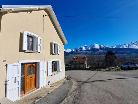 Maison à vendre 135 000 € 4 pièces 2 chambres 57 m² 267 m² de terrain Susville 38350