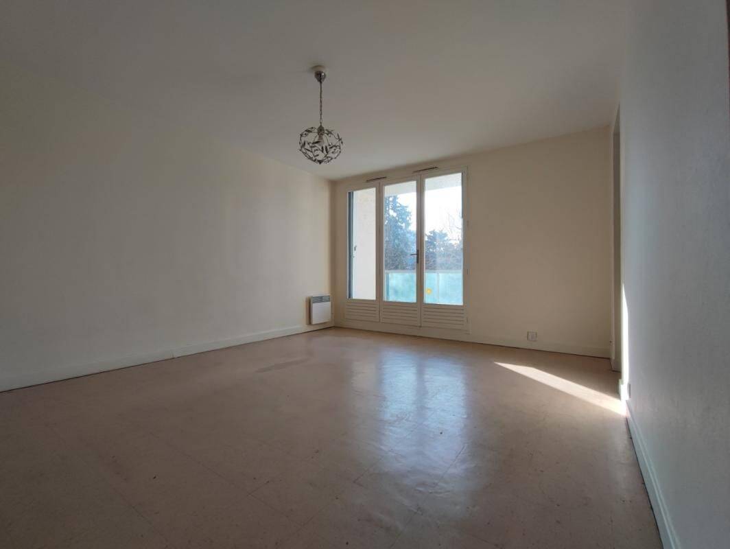 Appartement 1 pièce 35 m² · à Orléans · 35 m² · 500 €