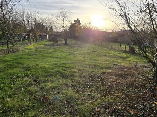 Terrain constructible à vendre 24 000 € 753 m² de terrain Couhé 86700