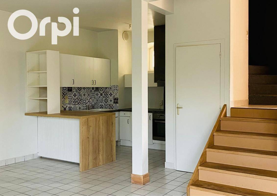 Appartement 5 pièces 120 m² · à Coublevie · 119,6 m² · 1 000 €/mois