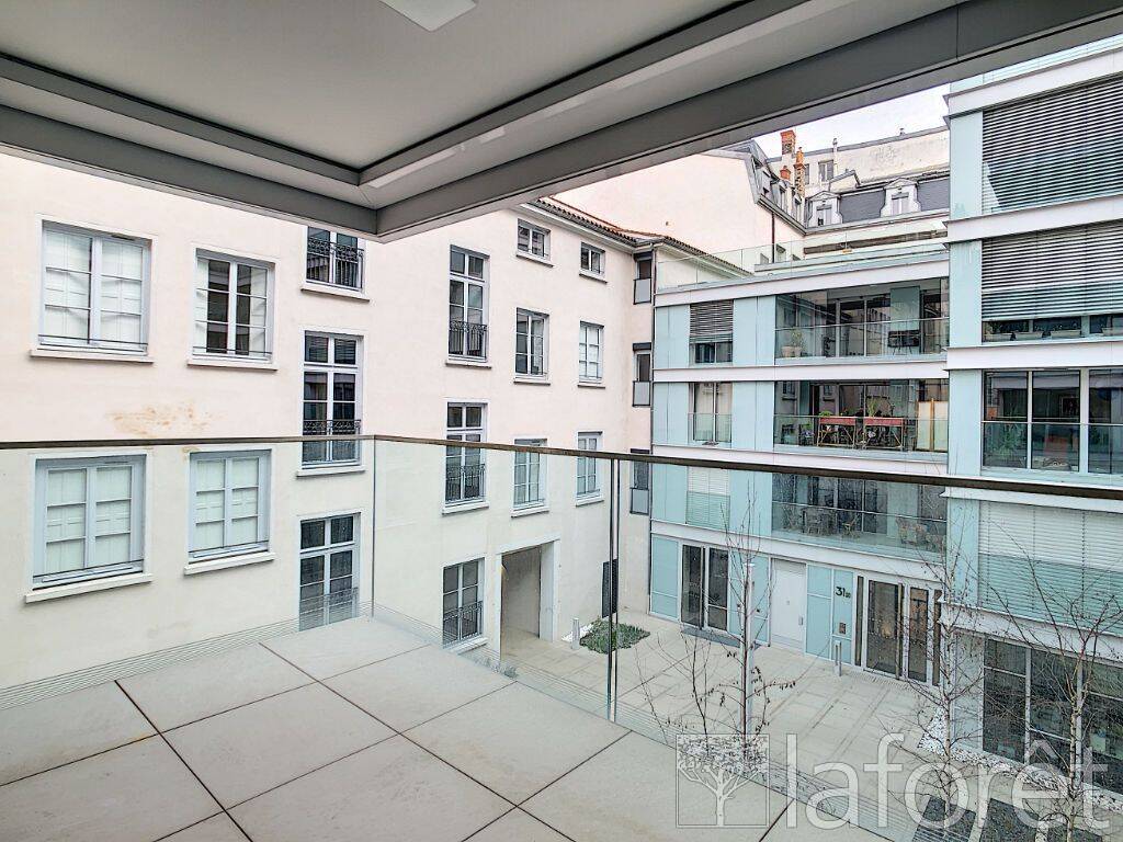 Appartement 3 pièces 61 m² · à Lyon 2ème Arrondissement · 60,9 m² · 1 344 €/mois