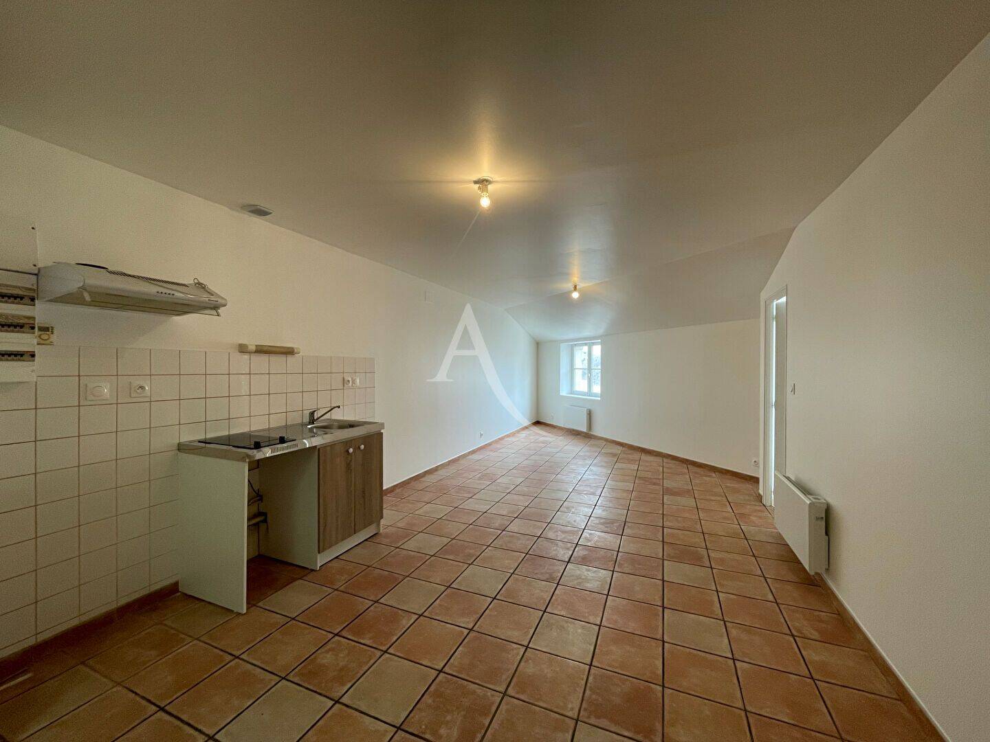 Appartement 2 pièces 47 m² · à Fontenay-le-Comte · 47 m² · 500 €/mois