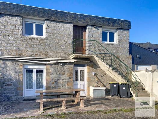 Maison à vendre 162 900 € 7 pièces 4 chambres 147 m² 800 m² de terrain Saint-Brice-en-Coglès 35460