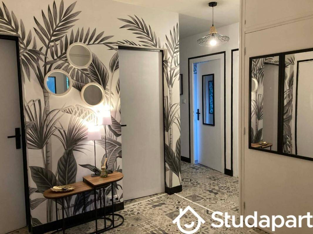 1 pièce 12 m² · à Tours · 12 m² · 465 €