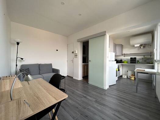 Appartement à vendre 145 000 € 2 pièces 1 chambre 27 m² Étage 2/2 Hacquinière-Paris-Chevreuse Bures-sur-Yvette 91440