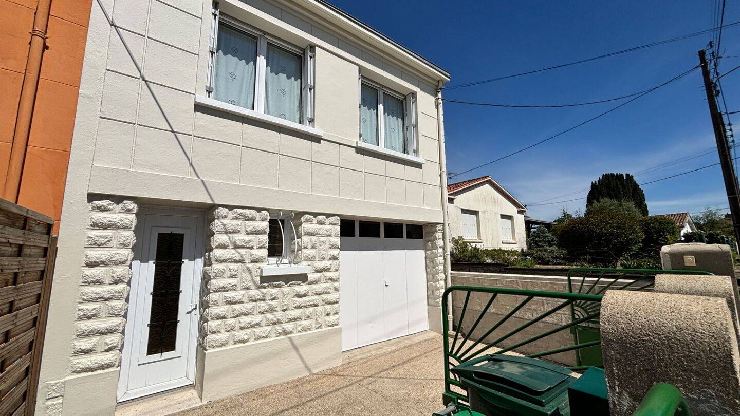 Maison 4 pièces 98 m² · à Niort · 98 m² · 180 000 €