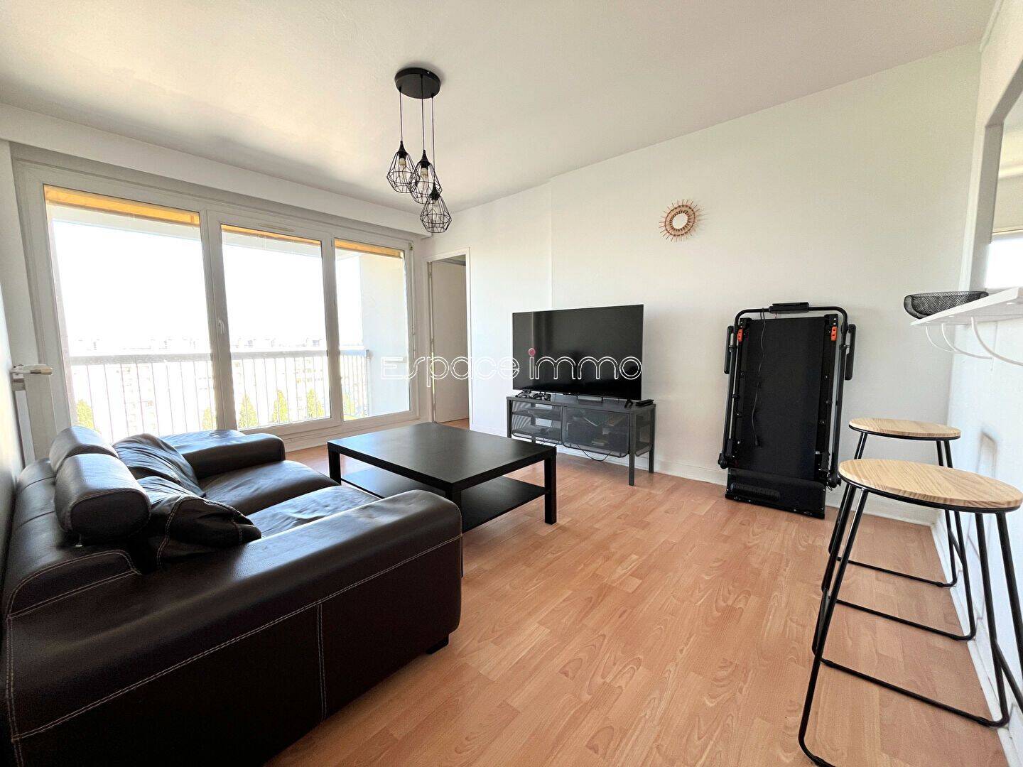 Appartement 3 pièces 78 m² · à Mont-Saint-Aignan · 78 m² · 1 105 €/mois