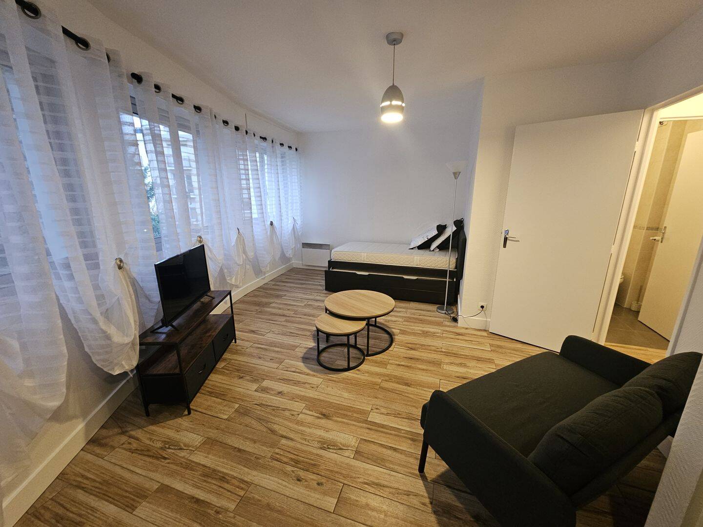 Appartement 1 pièce 27 m² · à Le Vésinet · 27 m² · 790 €