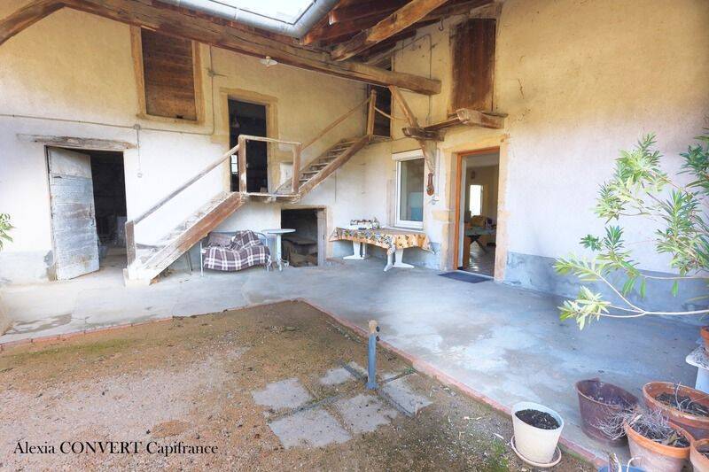 Maison 4 pièces 107 m² · à Grièges · 107 m² · 191 000 €
