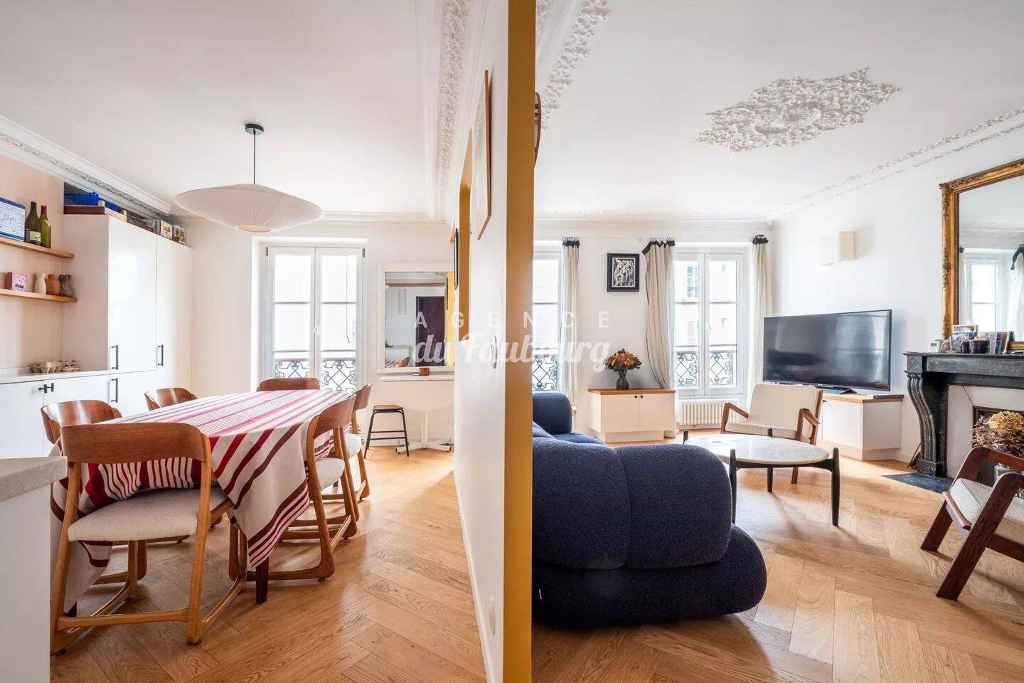 Appartement 4 pièces 74 m² · à Paris 10ème Arrondissement · 73,8 m² · 830 000 €
