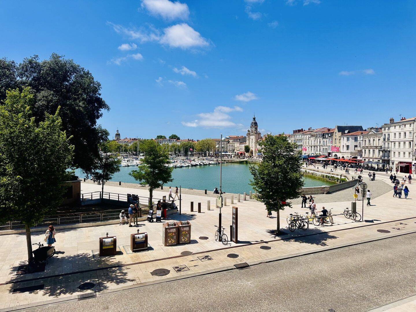 Appartement 4 pièces 120 m² · à La Rochelle · 120 m² · 450 000 €