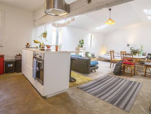 Appartement à vendre 355 600 € 4 pièces 3 chambres 89 m² Étage 3/3 Comédie Montpellier 34000