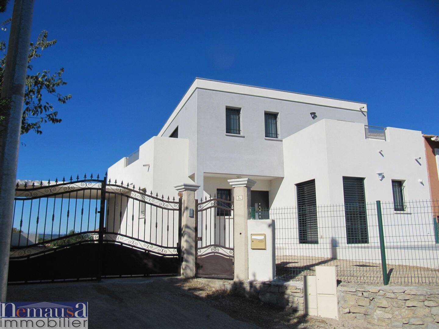 Maison 6 pièces 144 m² · à Caveirac · 144 m² · 1 648 €/mois
