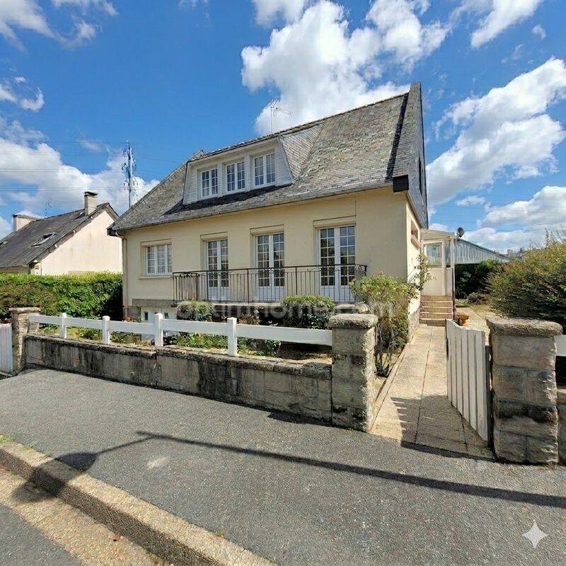 Maison 6 pièces 130 m² · à Quévert · 130 m² · 309 750 €