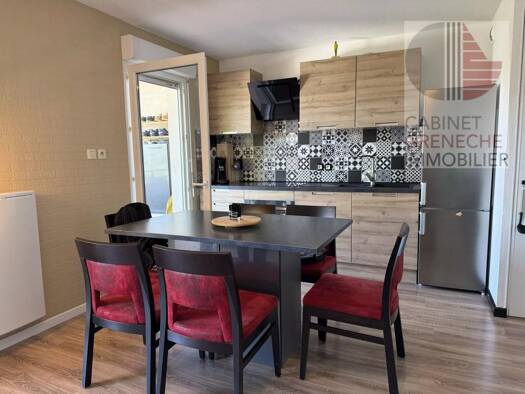 Appartement à vendre 285 000 € 3 pièces 2 chambres 60 m² RDC Publier 74500