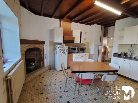 Maison à vendre 220 000 € 6 pièces 4 chambres 157 m² 1 123 m² de terrain Saint-Maixant 33490