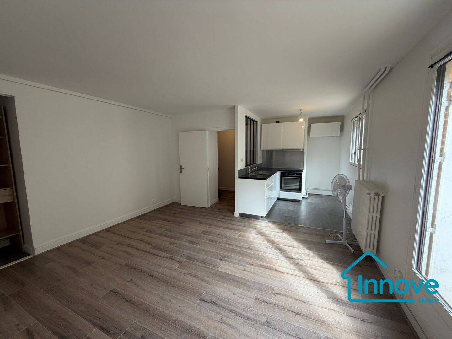Appartement 1 pièce 34 m² · à Versailles · 33,6 m² · 903 €/mois