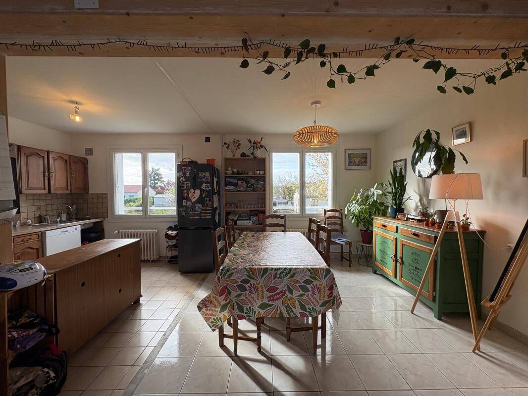 Maison 4 pièces 92 m² · à Lussac-les-Châteaux · 92,2 m² · 92 000 €