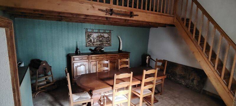 Maison 12 pièces 246 m² · à Airvault · 246 m² · 106 300 €