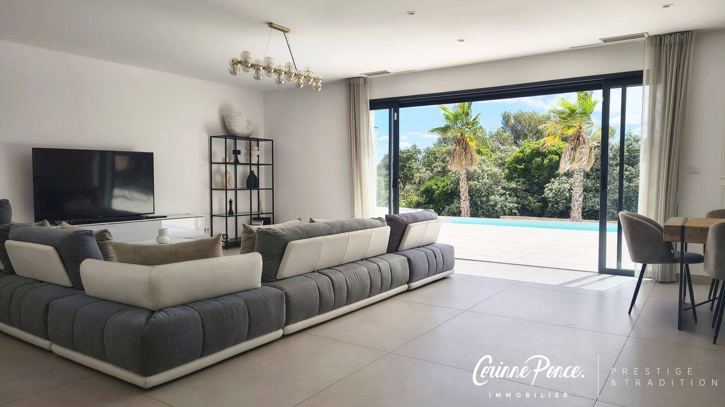 Maison 6 pièces 230 m² · à Nîmes · 230 m² · 995 000 €
