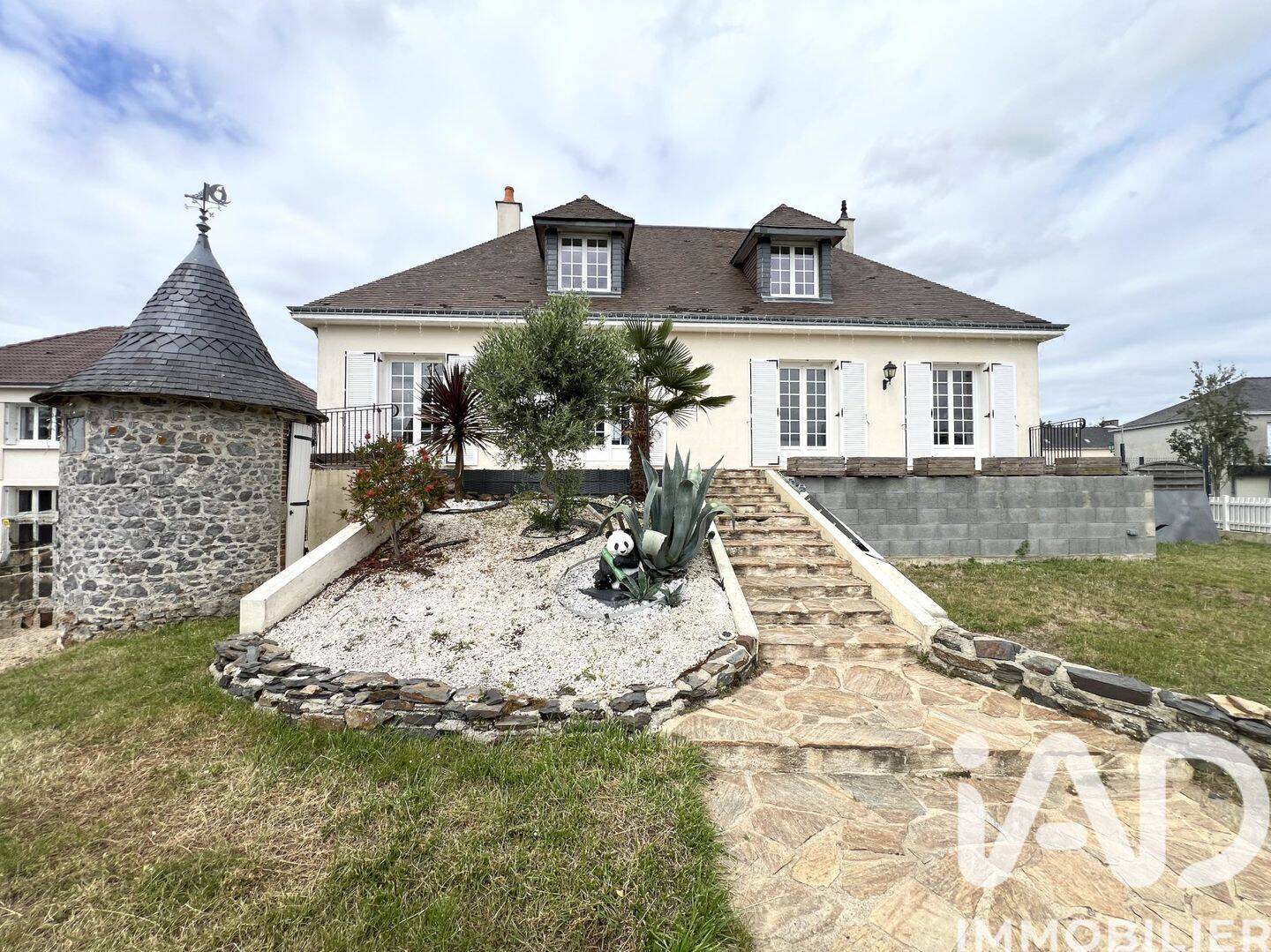Maison 6 pièces 130 m² · à Argentré · 130 m² · 230 000 €