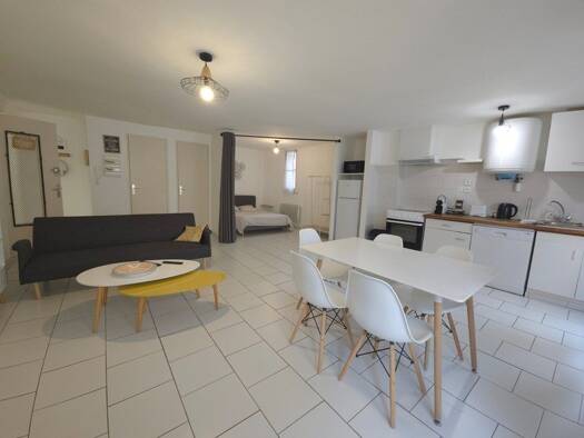 Immeuble à vendre 249 000 € 123 m² Centre Ville Pézenas 34120