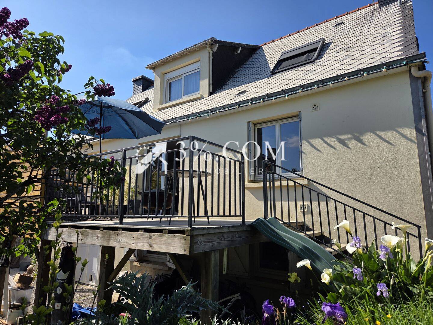 Maison 6 pièces 177 m² · à Saint-Jean-la-Poterie · 177 m² · 295 000 €