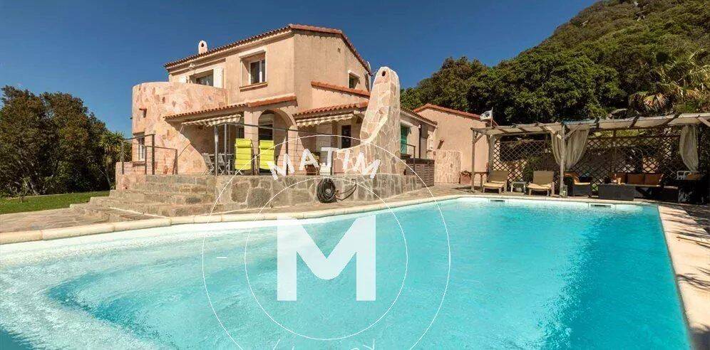 Maison 6 pièces 120 m² · à Figari · 120 m² · 1 200 000 €