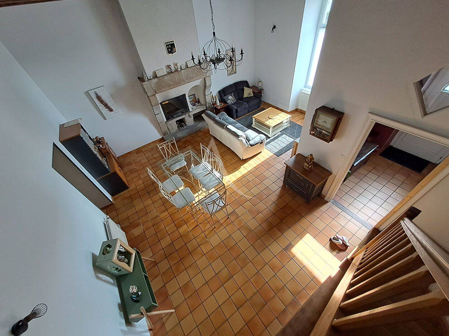 Maison 11 pièces 308 m² · à Vue · 308 m² · 619 500 €
