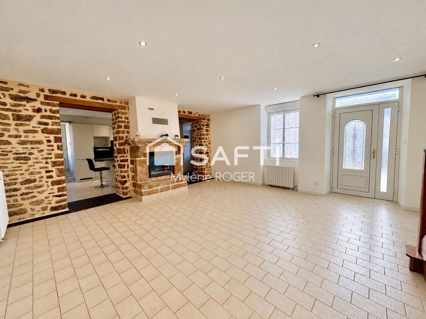Maison 5 pièces 108 m² · à Saint-Denis-de-Gastines · 108 m² · 165 000 €