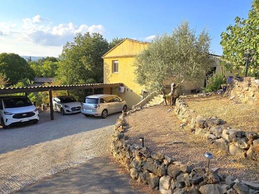 Villa à vendre 467 000 € 7 pièces 5 chambres 197 m² 852 m² de terrain Billette-La Foux Teissonniere Draguignan 83300