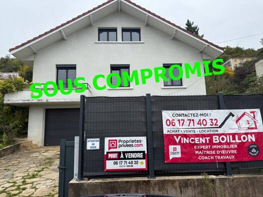 Maison à vendre 205 000 € 5 pièces 4 chambres 151 m² 610 m² de terrain Centre Sochaux 25600