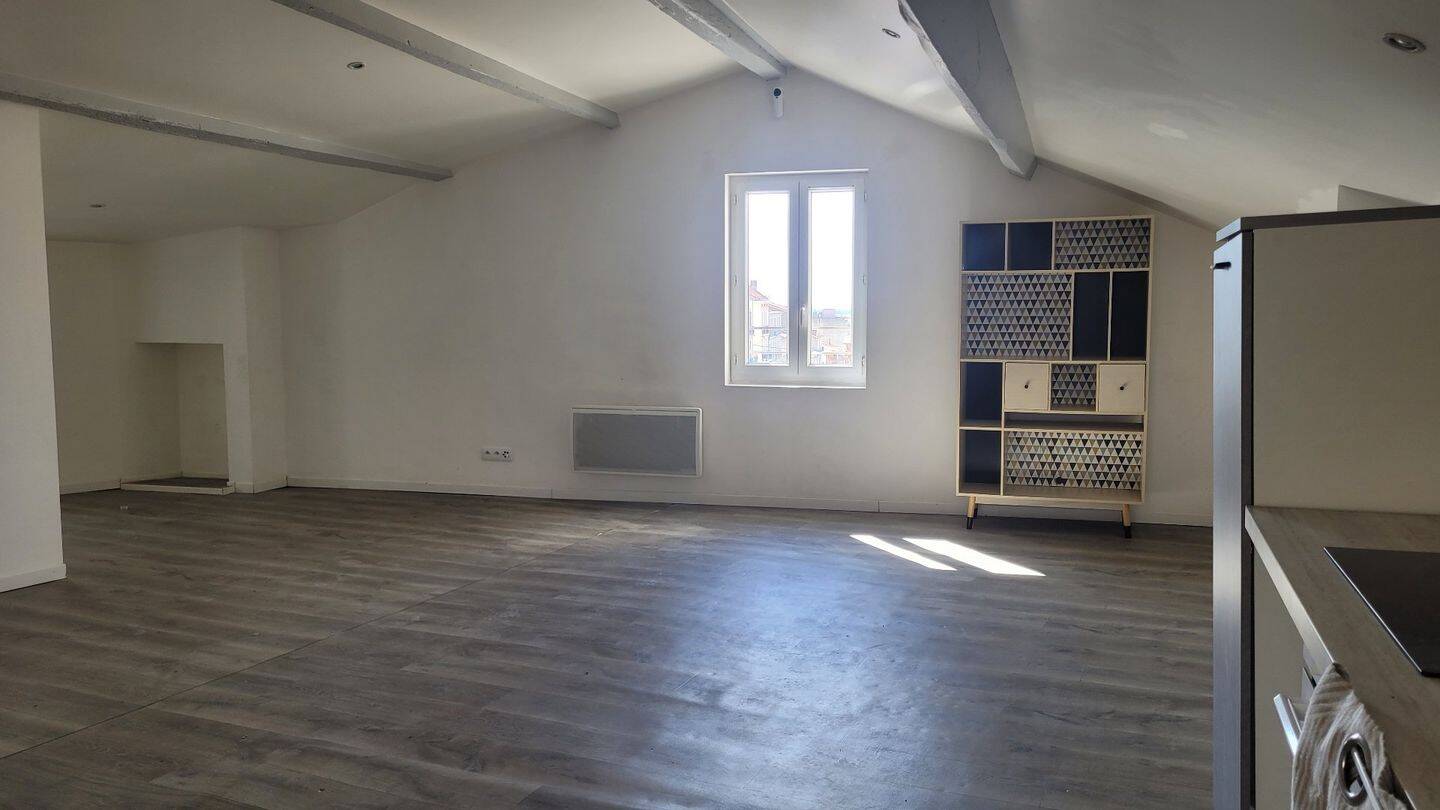 Appartement 3 pièces 80 m² · à Béziers · 80 m² · 595 €