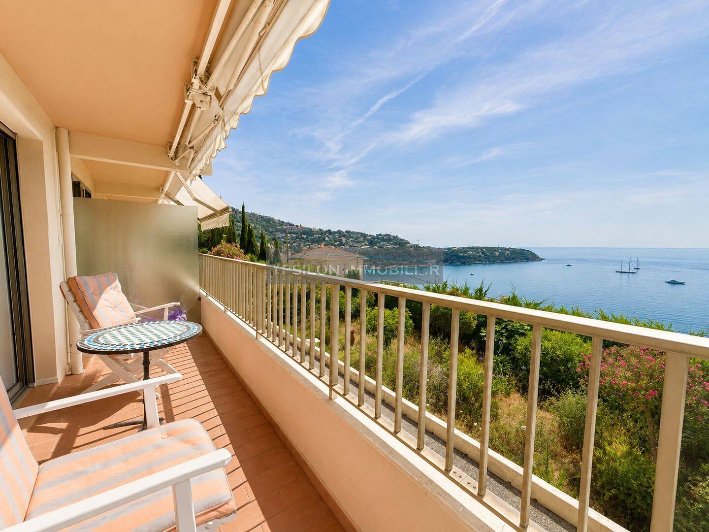 Appartement 2 pièces 53 m² · à Roquebrune-Cap-Martin · 52,6 m² · 440 000 €