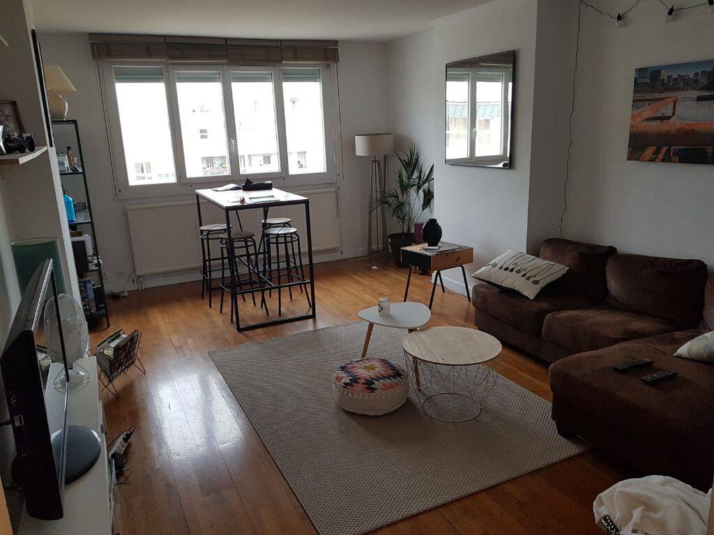 Appartement 3 pièces 76 m² · à Lyon 6ème Arrondissement · 76 m² · 960 €