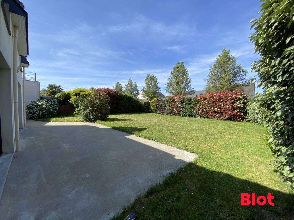 Maison 7 pièces 153 m² · à Vern-sur-Seiche · 152,7 m² · 1 470 €/mois