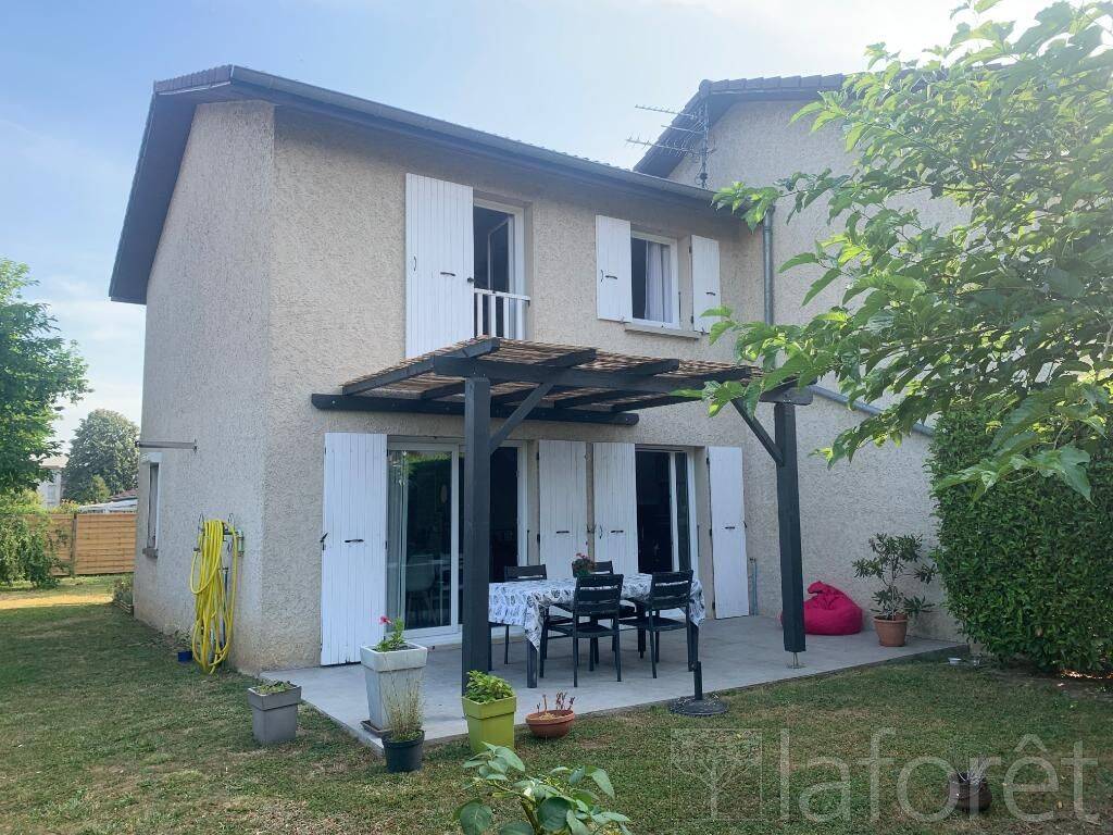 Maison 4 pièces 86 m² · à La Côte-Saint-André · 86,2 m² · 1 090 €/mois