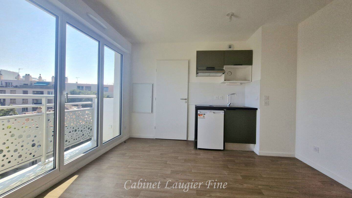 Appartement 1 pièce 20 m² · à Marseille 10ème Arrondissement · 19,5 m² · 795 €