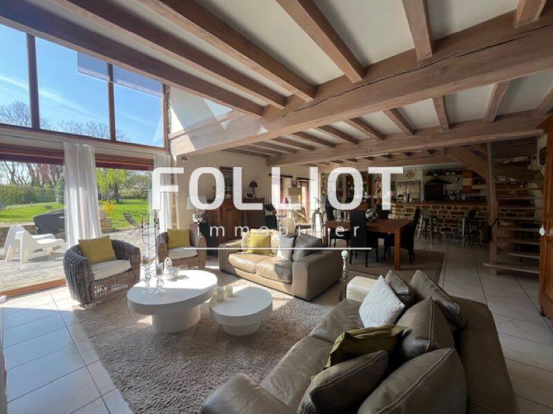 Maison 7 pièces 225 m² · à Vire Normandie · 225 m² · 362 000 €
