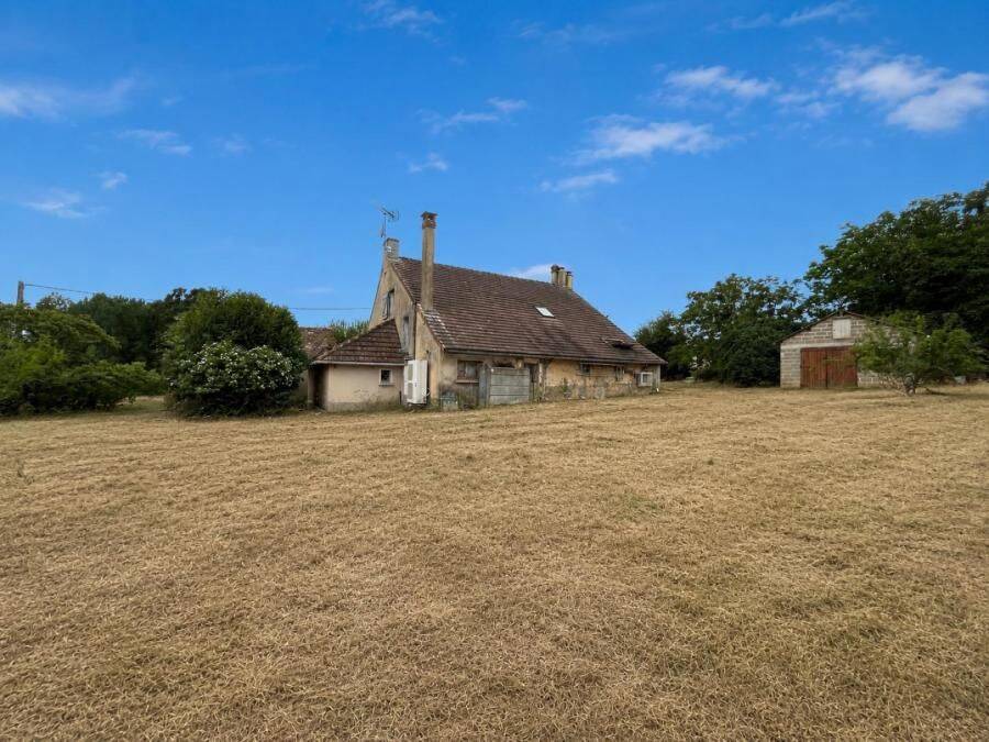 Maison 5 pièces 128 m² · à Requeil · 128 m² · 129 600 €