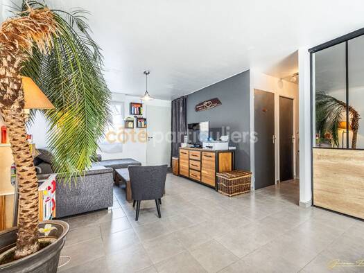 Maison de plain-pied à vendre 272 480 € 4 pièces 3 chambres 77 m² 291 m² de terrain La Ville-ès-Nonais 35430