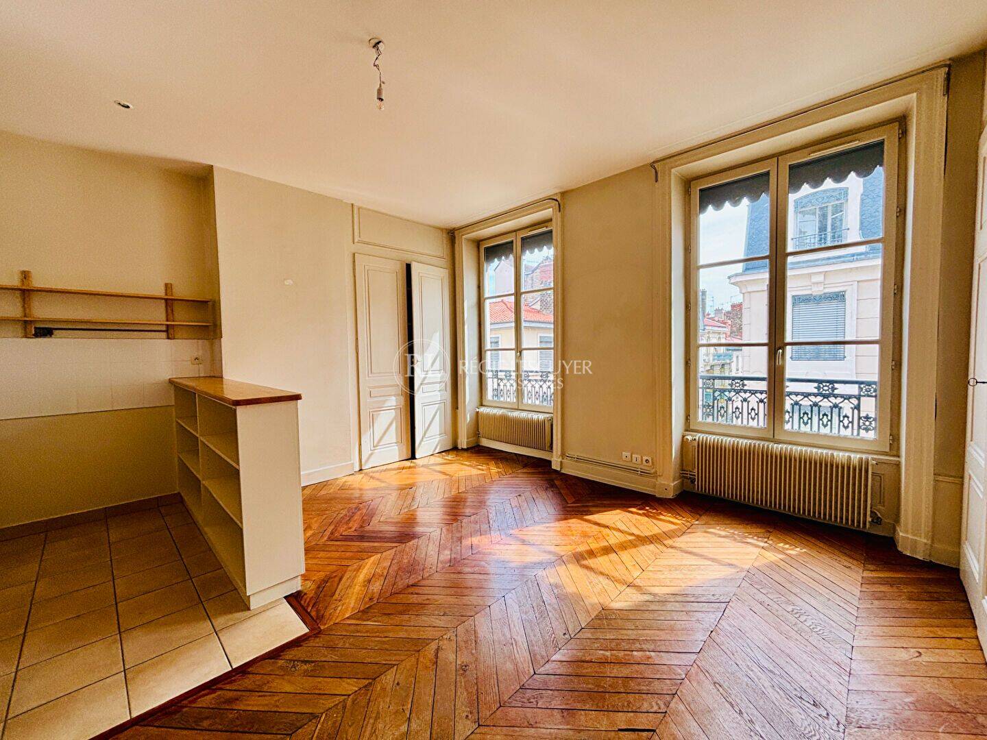 Appartement 2 pièces 54 m² · à Lyon 2ème Arrondissement · 53,6 m² · 300 000 €