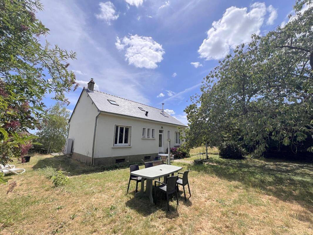 Maison 6 pièces 125 m² · à Saint-Georges-du-Bois · 125 m² · 249 600 €