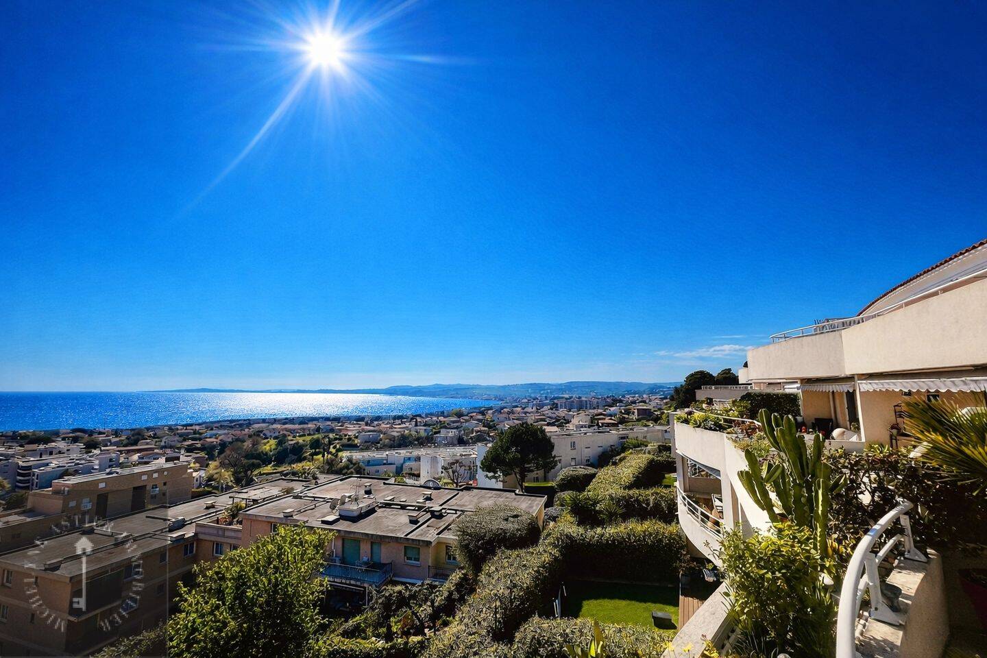 Appartement 4 pièces 86 m² · à Saint-Laurent-du-Var · 86,2 m² · 799 000 €